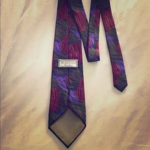 VERSUS By GIANNI VERSACE MADE IN ITALY SILK TIE